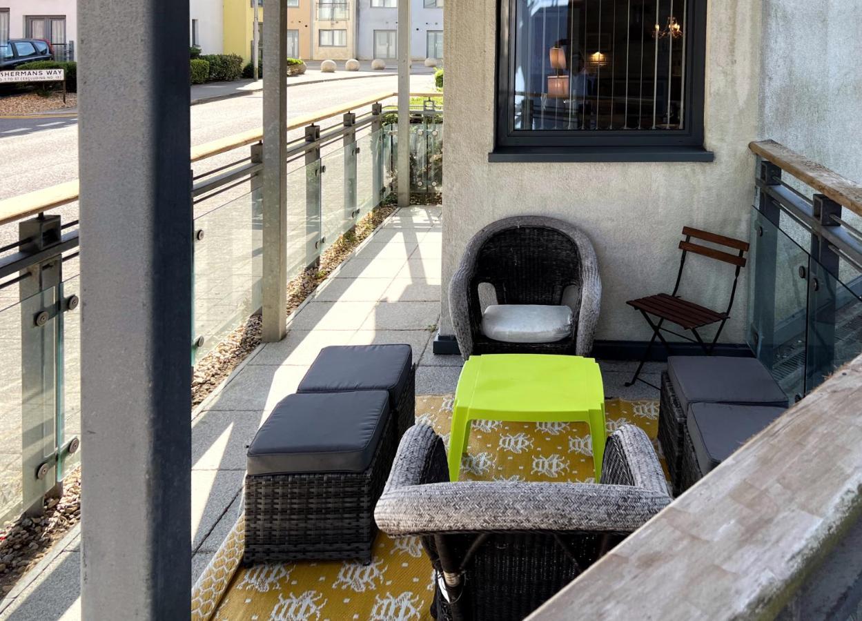 スウォンジーRetro Seaside Apt With Patioアパートメント エクステリア 写真